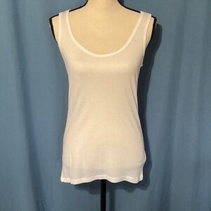 Old Navy Classic White Tank Top